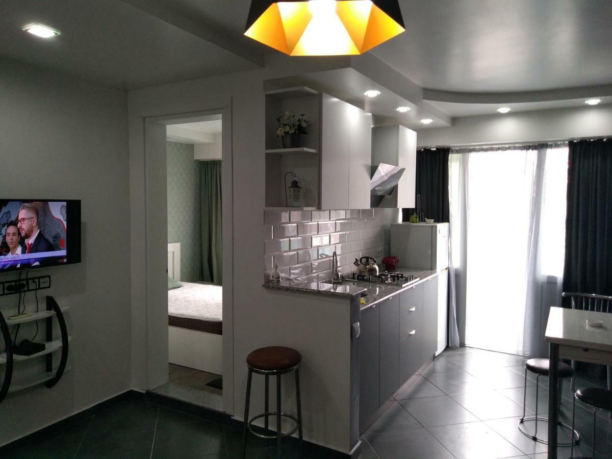 Apartment Eteri Батуми Екстериор снимка